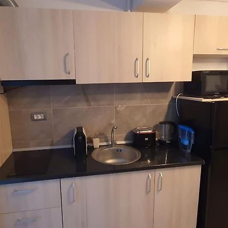 Alezzy Beach Apartament Prima Linie La Mare Нэводари Экстерьер фото