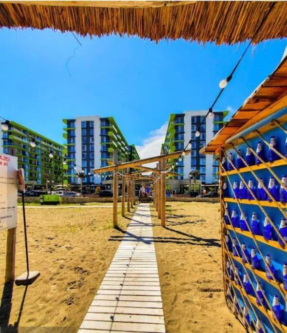Alezzy Beach Apartament Prima Linie La Mare Нэводари Экстерьер фото
