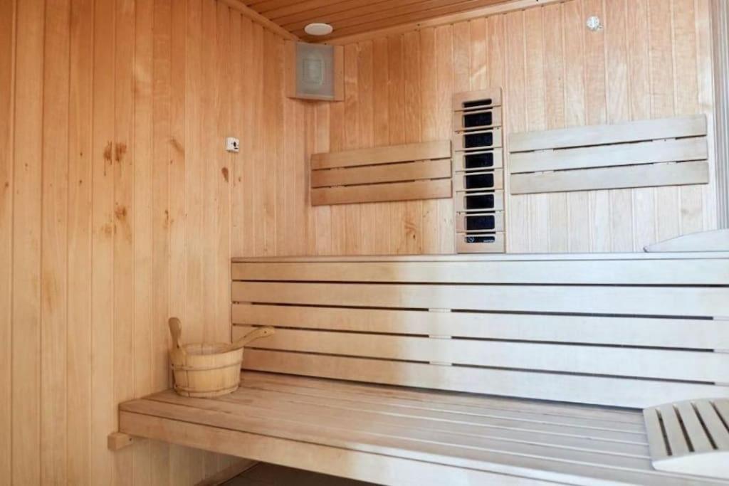 Alezzy Beach Apartament Prima Linie La Mare Нэводари Экстерьер фото