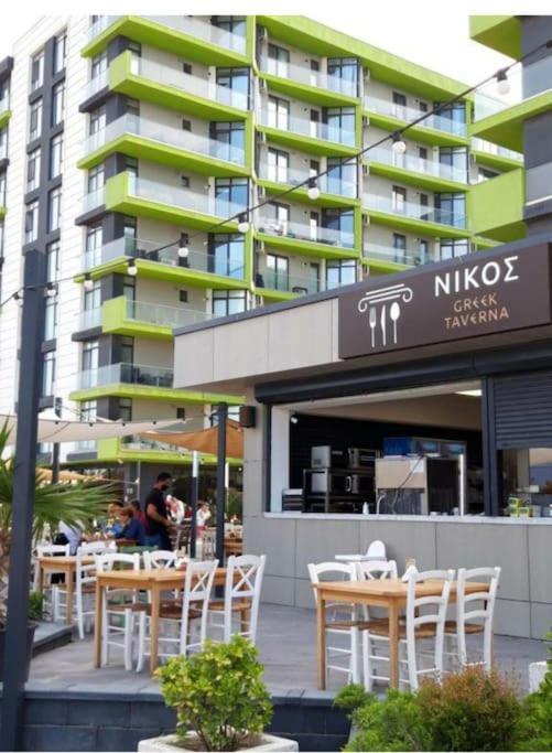 Alezzy Beach Apartament Prima Linie La Mare Нэводари Экстерьер фото