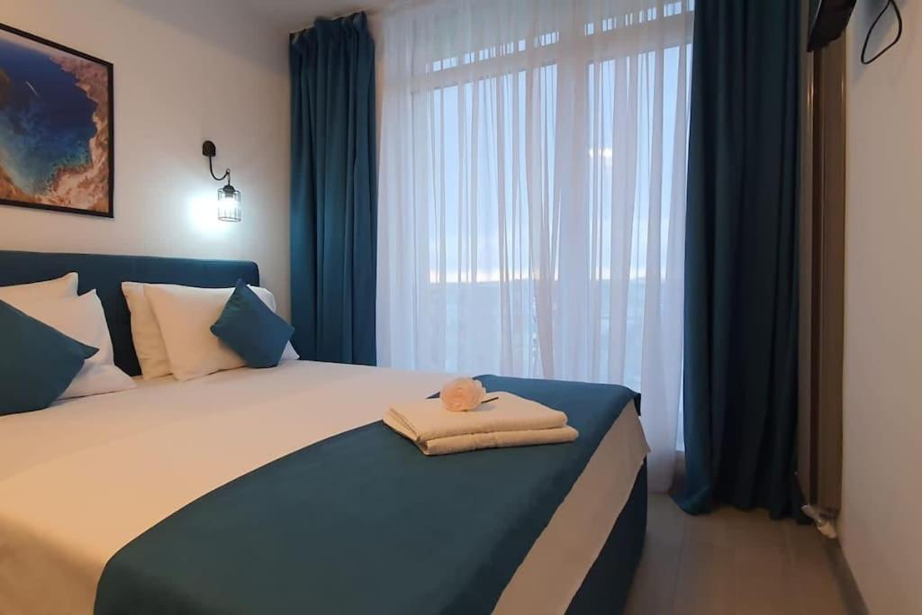 Alezzy Beach Apartament Prima Linie La Mare Нэводари Экстерьер фото